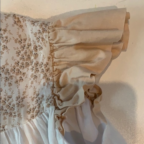 Spanish Brand Omini Flutter Sleeve Dress 4 & 6 - Picture 3 of 5